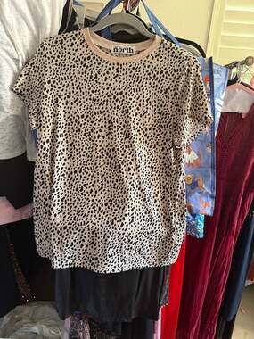 One Eleven North Cheetah Print Short Sleeve Crew Neck T-Shirt
